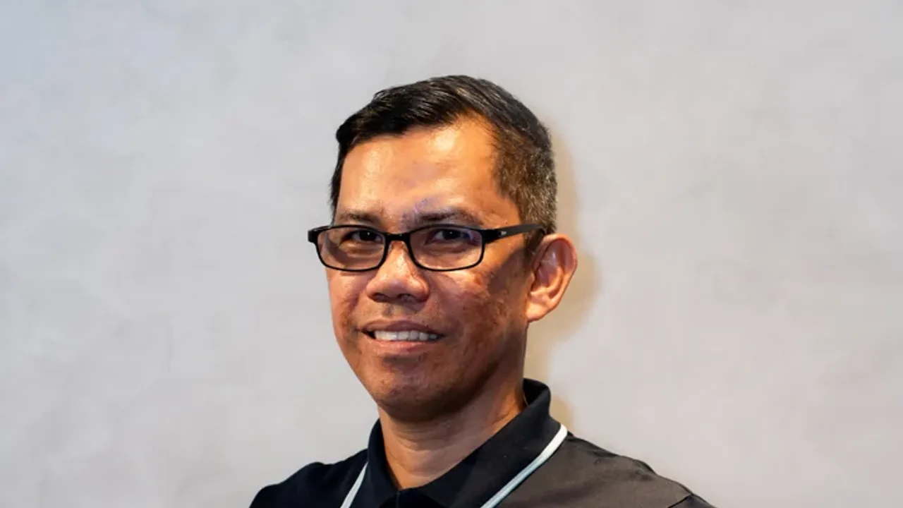 Ronald San Juan, Chairman of the Board of TresMedica Trading, Inc.